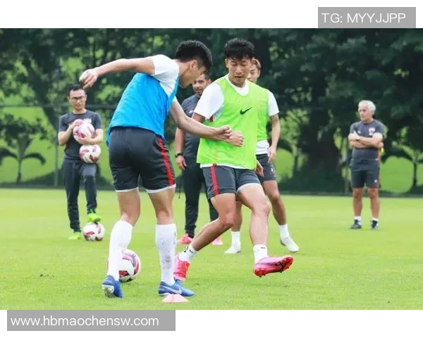 深圳足球队在奥运会中的默契配合与战术分析探讨